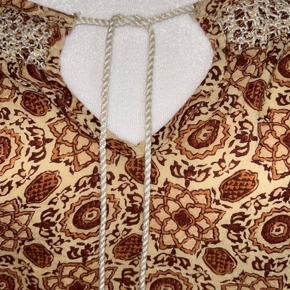 Bohemian Top from John Robshaw for Lucky Size Small​​​ - Picture 3 of 9